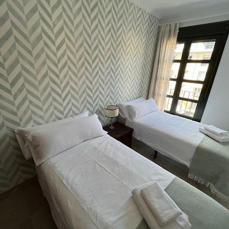 Amador Apartamento Familiar Centro Parking Amador De Los Rios 세비야 외부 사진
